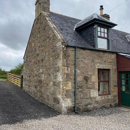 Quirky Highland Cottage With Stunning Views Fearn Lodge Kültér fotó