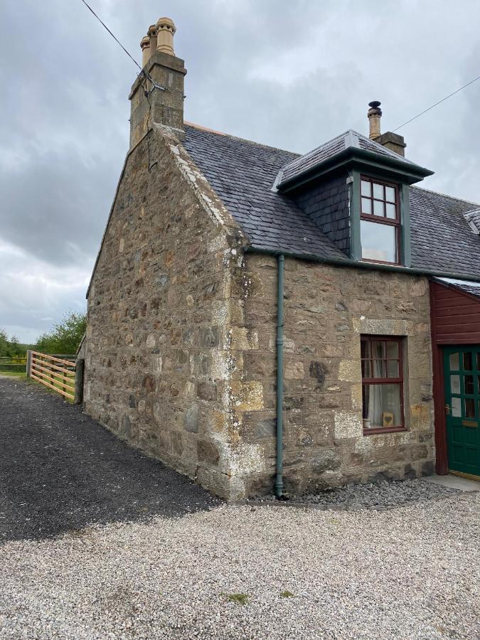 Quirky Highland Cottage With Stunning Views Fearn Lodge Kültér fotó