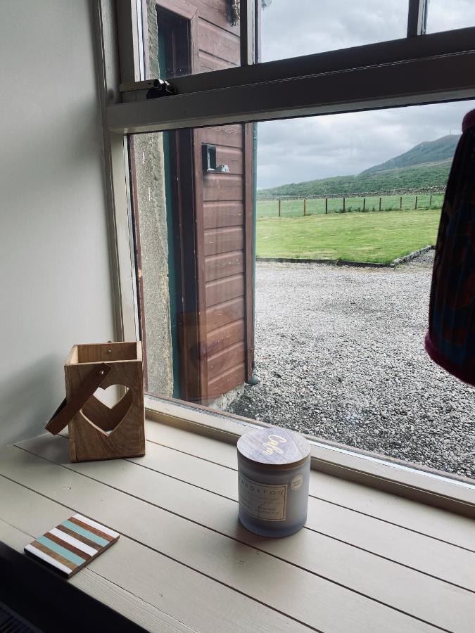 Quirky Highland Cottage With Stunning Views Fearn Lodge Kültér fotó