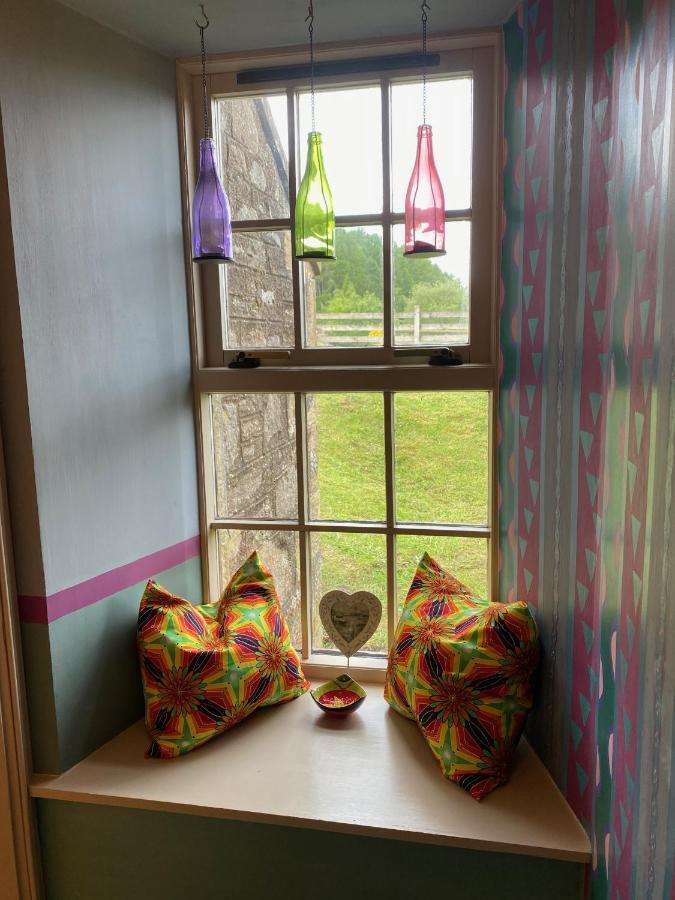 Quirky Highland Cottage With Stunning Views Fearn Lodge Kültér fotó